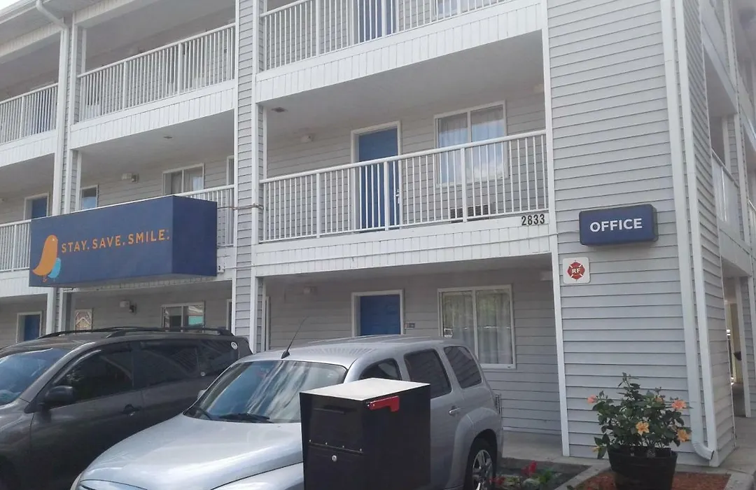 Intown Suites Extended Stay Clearwater Fl-1