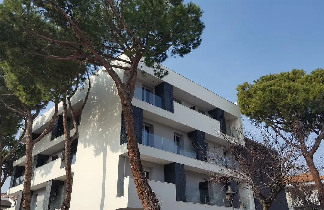 Residence Filmare-1