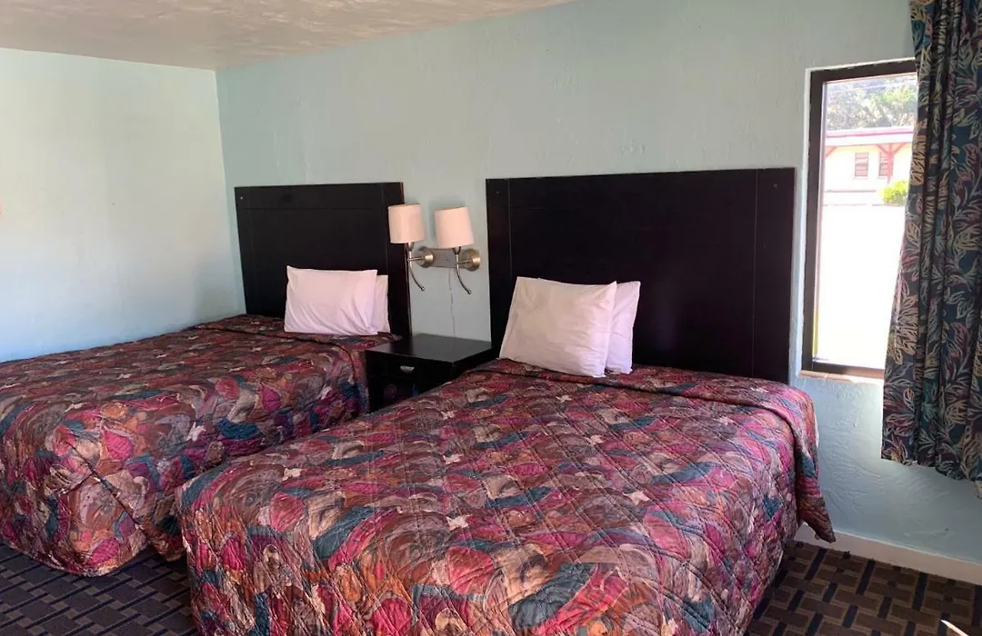 Travel Inn Daytona-1