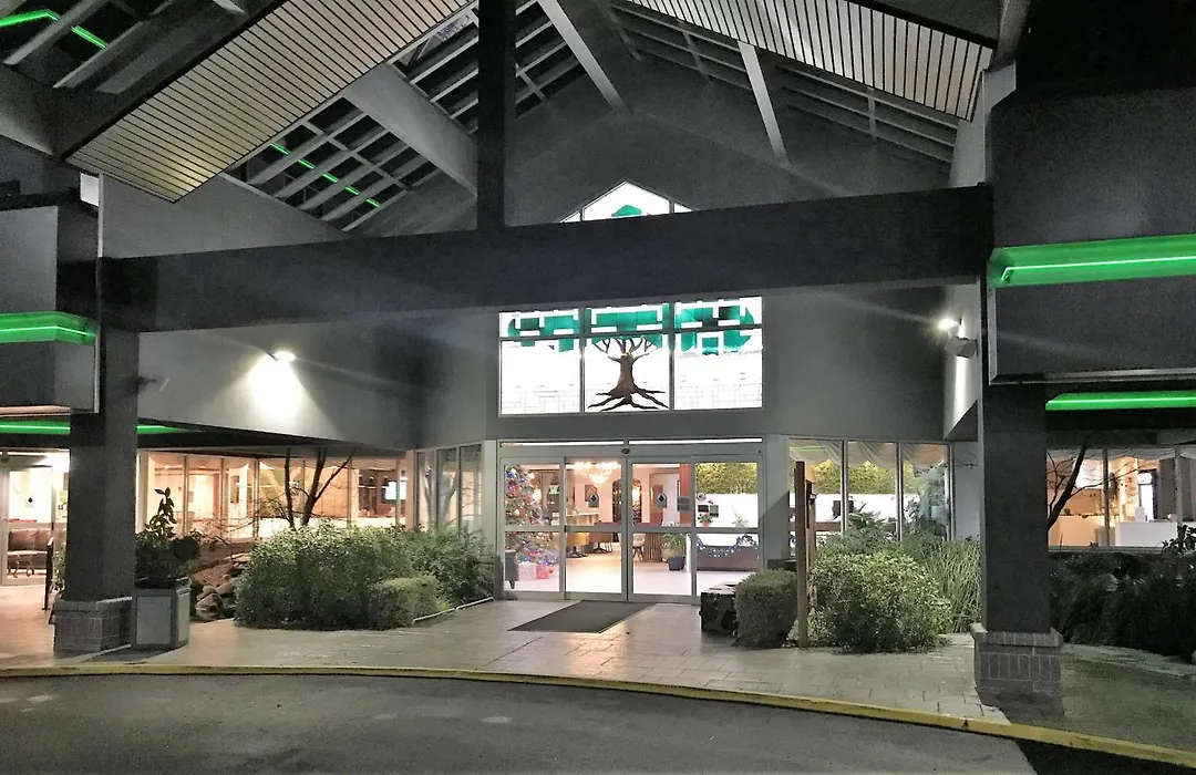 Medallion Inn And Suites-1