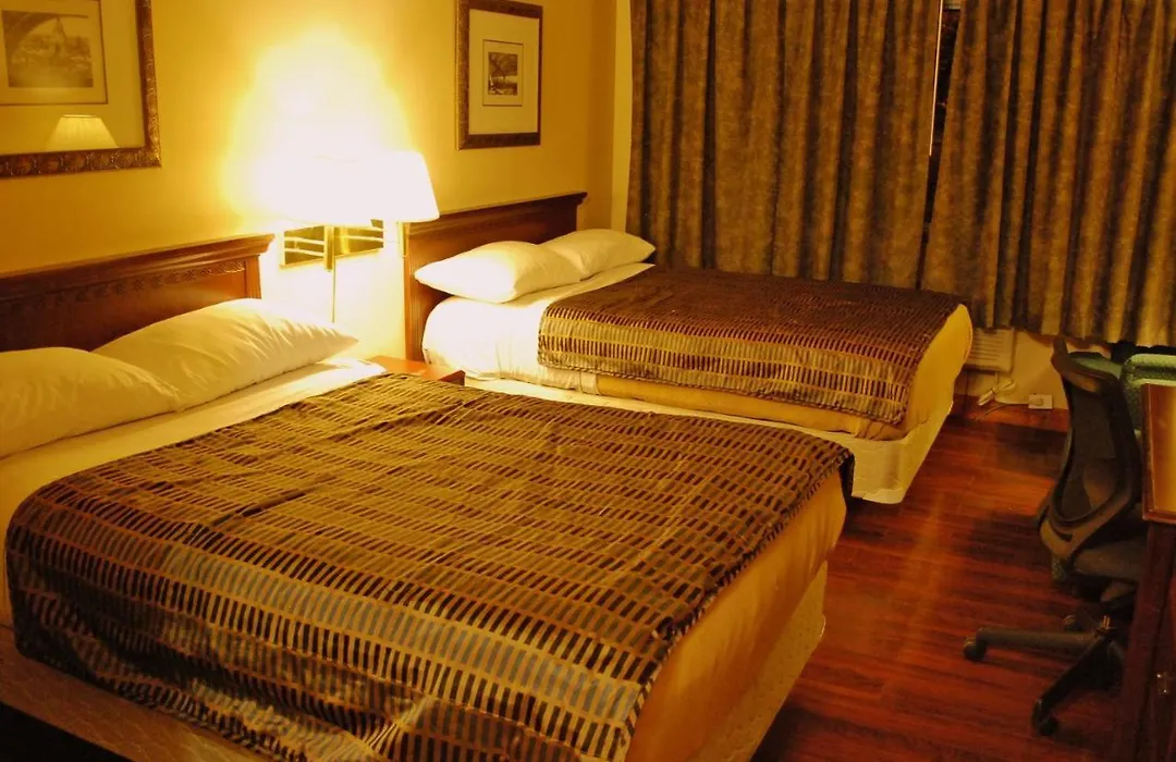 Chomedey Inn-1