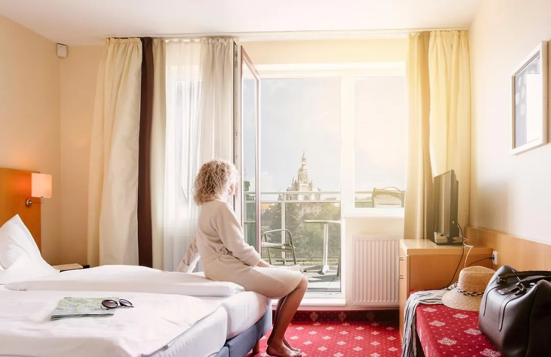 Hotel Am Jungfernstieg-1