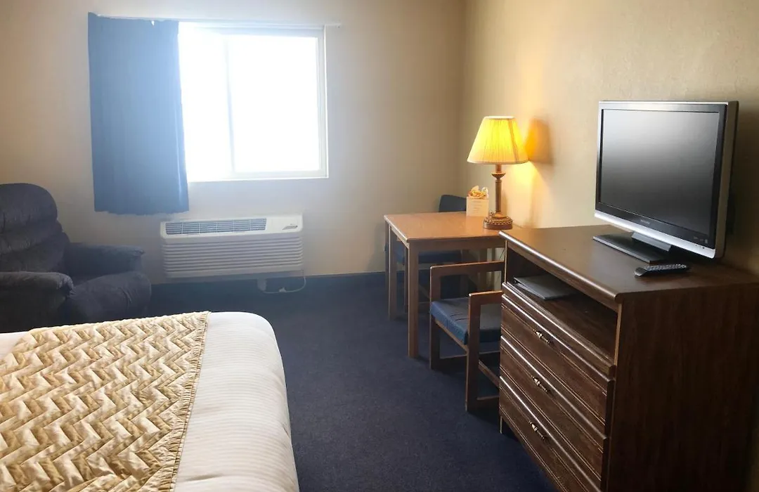 Travelodge By Wyndham Grand Island-1