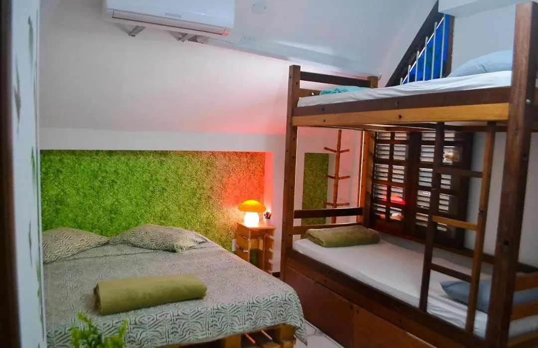 CanCoq Guest House - 20 metros da praia-1