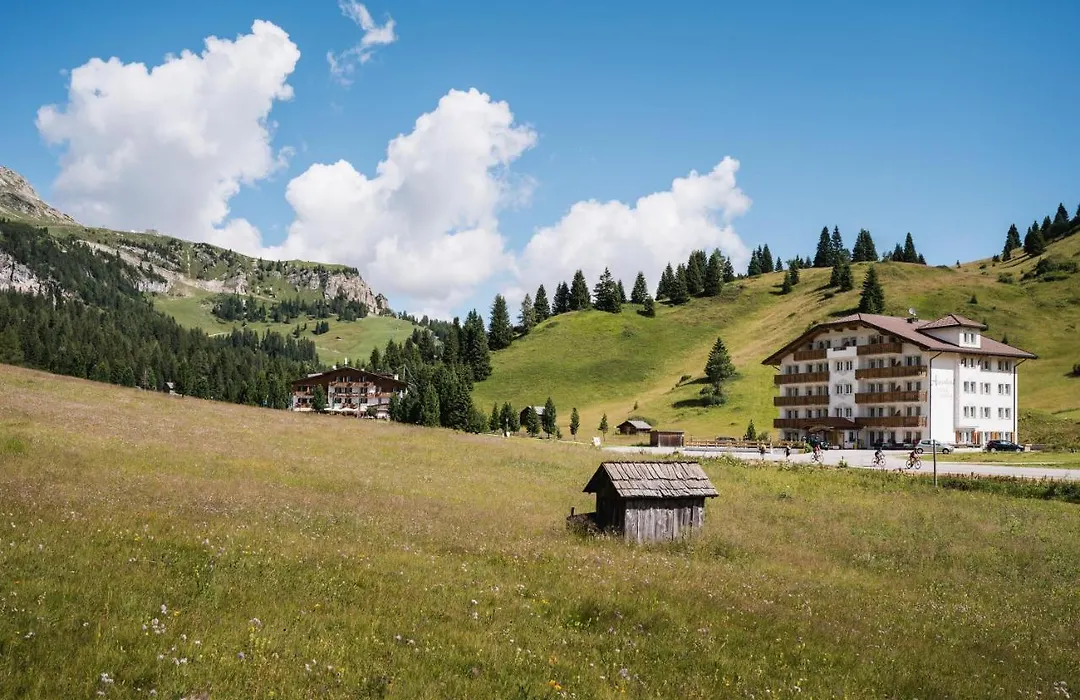 Apparthotel Sellaronda-1