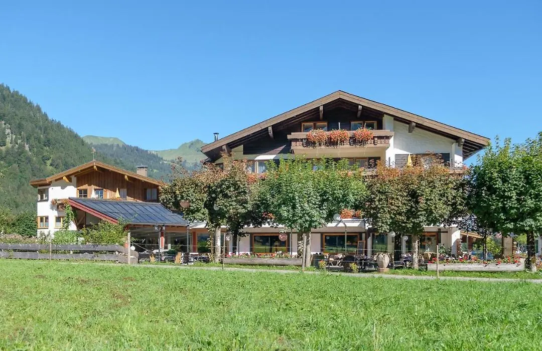 Hotel Birgsau-1