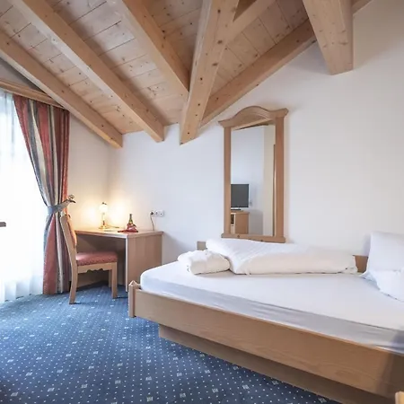 Hotel Garni Schneider-2