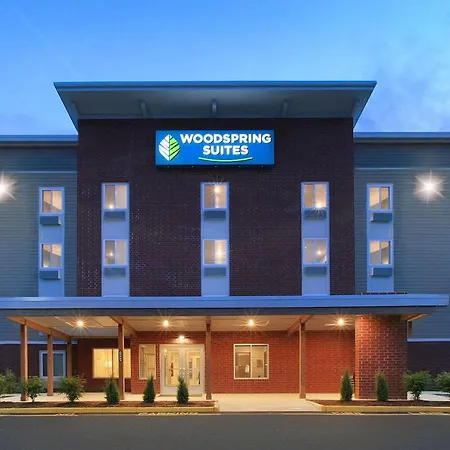 Woodspring Suites Quantico-3