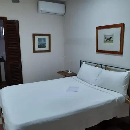Villa Carolina Bed And Breakfast-2