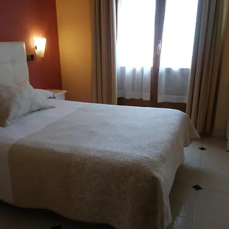 Hostal Don Jaime I y II-2