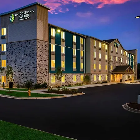 Woodspring Suites Chicago Addison-3
