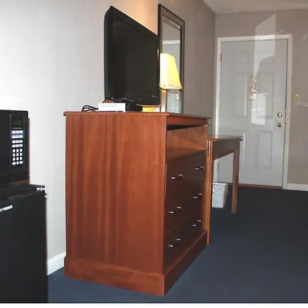 Interstate Motel-2