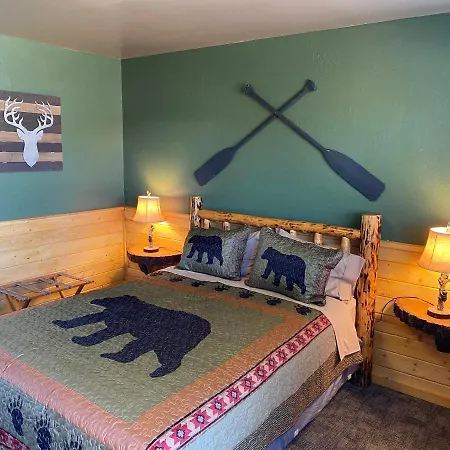The Fishing Bear Lodge-3