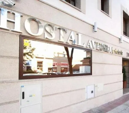 Hostal Avenida Barajas-3