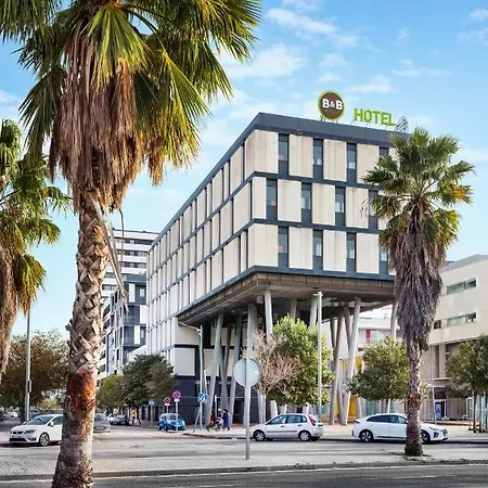 B&B HOTEL Barcelona Mataro-3