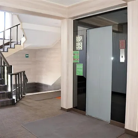 Hotel Del Rey-2