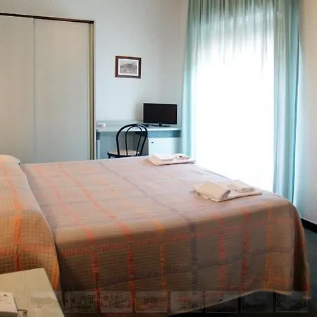 Hotel Aurora-3