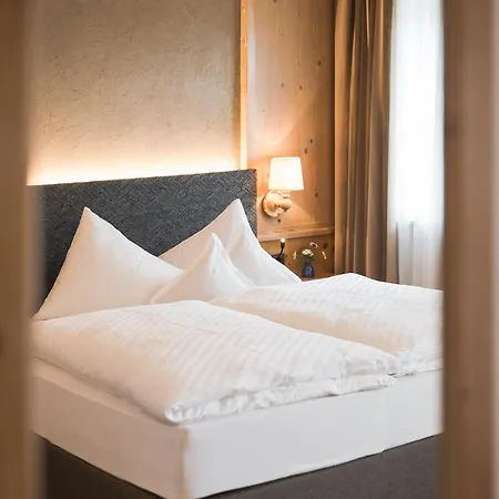 Hotel Alpenhof-3