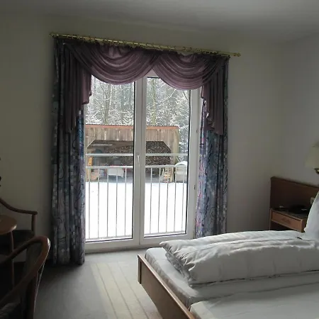 Hotel Burgwald-3
