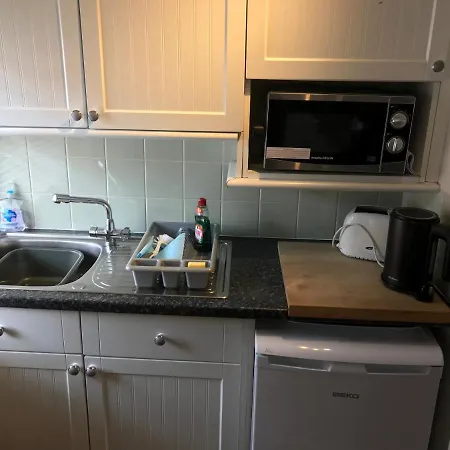 Elizabeth House-3