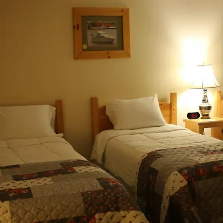 Holiday Motel-2