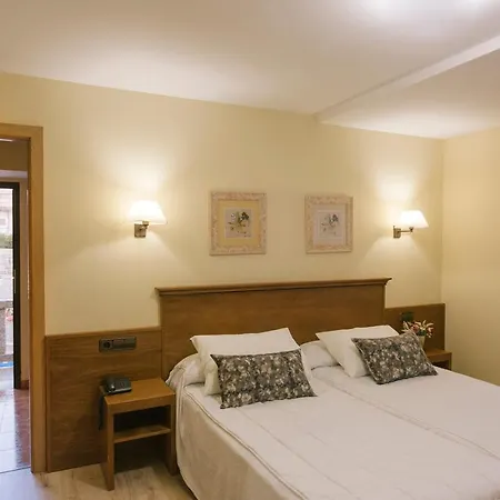 Hotel O Castro-3