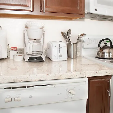 Laguna Shores Studio Suites-2