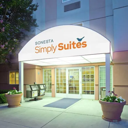 Sonesta Simply Suites Garden Grove Anaheim-3