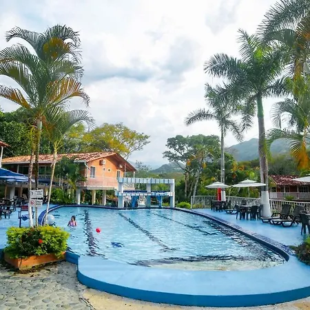 Hotel Porton de Occidente-3