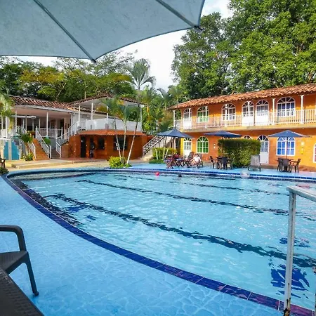 Hotel Porton de Occidente-2