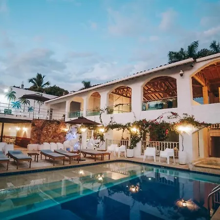 Ángel de Santa Fe by Bernalo Hotels-3
