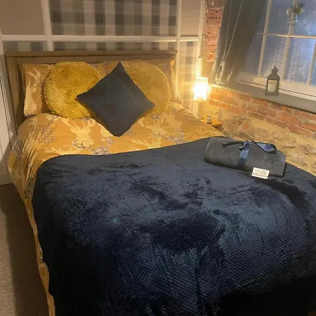 Crosskeys Inn Guest Rooms In Wye Valley-2