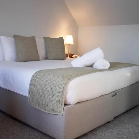 The Rosedale Hotel-3