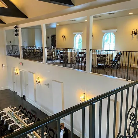 30-A Inn & Suites-3