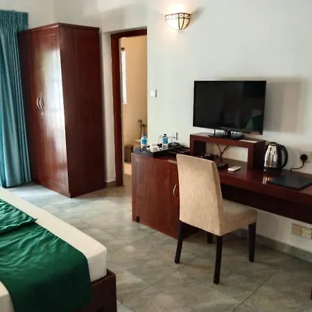 Ellen'S Place-2