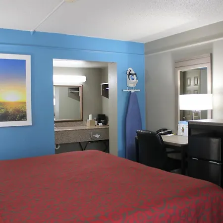 Days Inn By Wyndham N.W. Medical Center-2