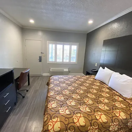 Budget Inn Of Hayward-2