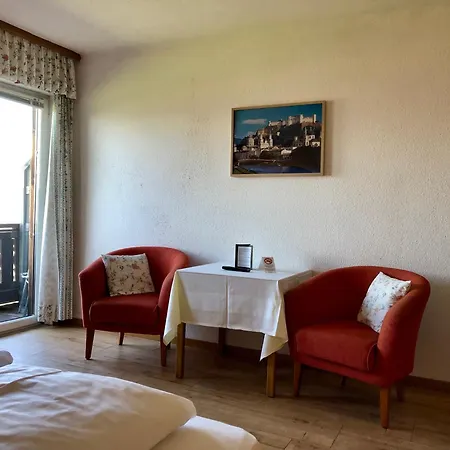 Hotel Schoene Aussicht-3