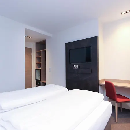 City Hotel Wuerzburg-2