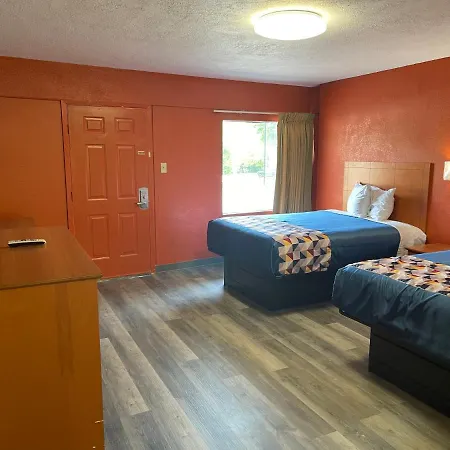 Economy Inn Hot Springs-3