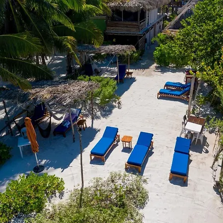 Casa Mate BeachFront Cabañas El Cuyo-2
