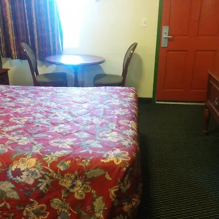 Sunshine Motel-3