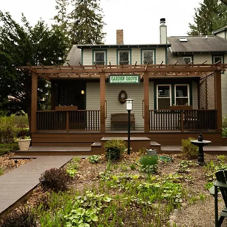 Garden Grove Inn Bed And Breakfast-2