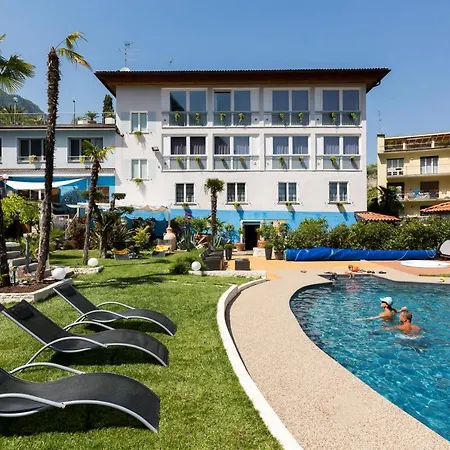 Hotel Canarino-2