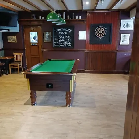 Twa Dogs Inn-2