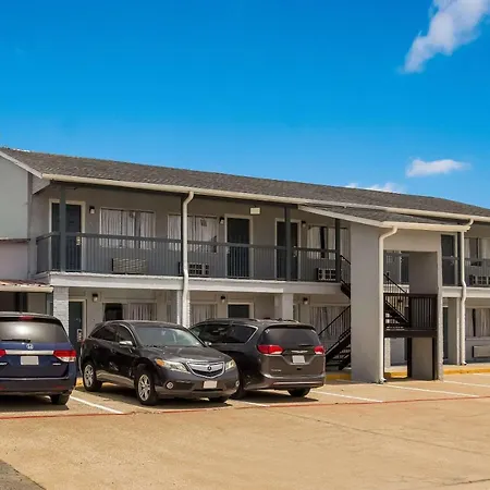 Quality Inn Madisonville-2