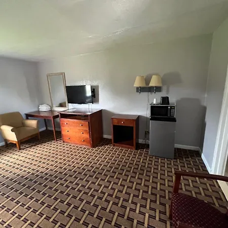 Budget Inn-3