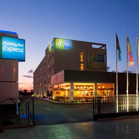 Holiday Inn Express Málaga Airport, an IHG Hotel-3