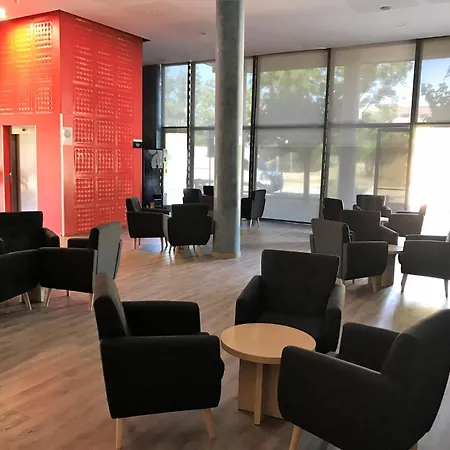 Holiday Inn Express Molins De Rei By Ihg-3