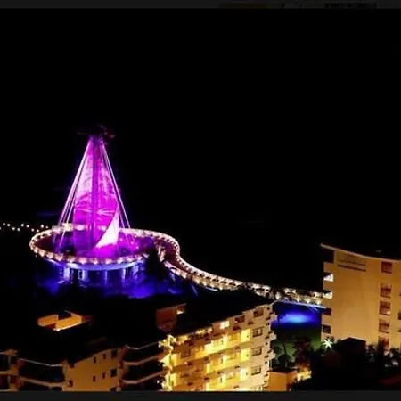 Emperador Vallarta Beachfront Hotel And Suites-3